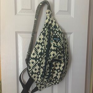 Kavu Monochrome Patterned Sling Bag